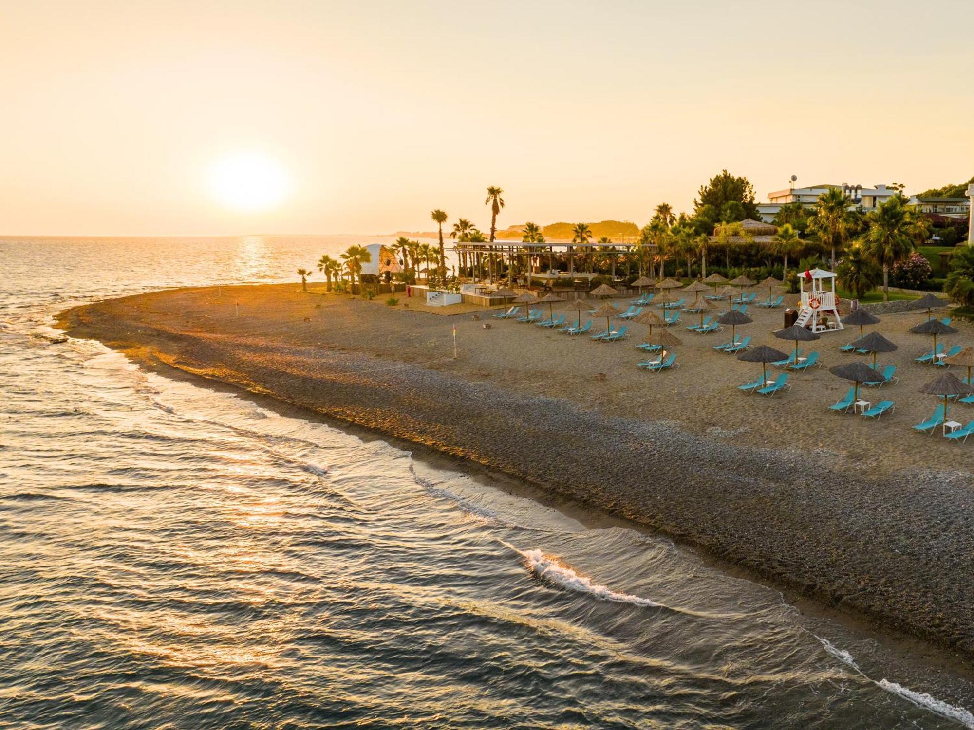 Flora Garden Beach Hotel - Adults Only 16 Plus - Couples Concept Kızılot Bagian luar foto