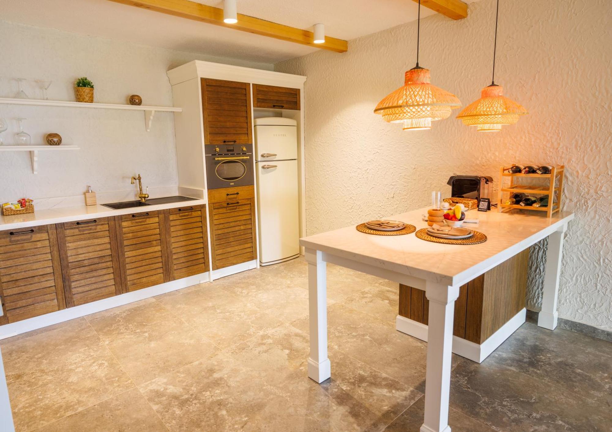 Flora Garden Beach Hotel - Adults Only 16 Plus - Couples Concept Kızılot Bagian luar foto