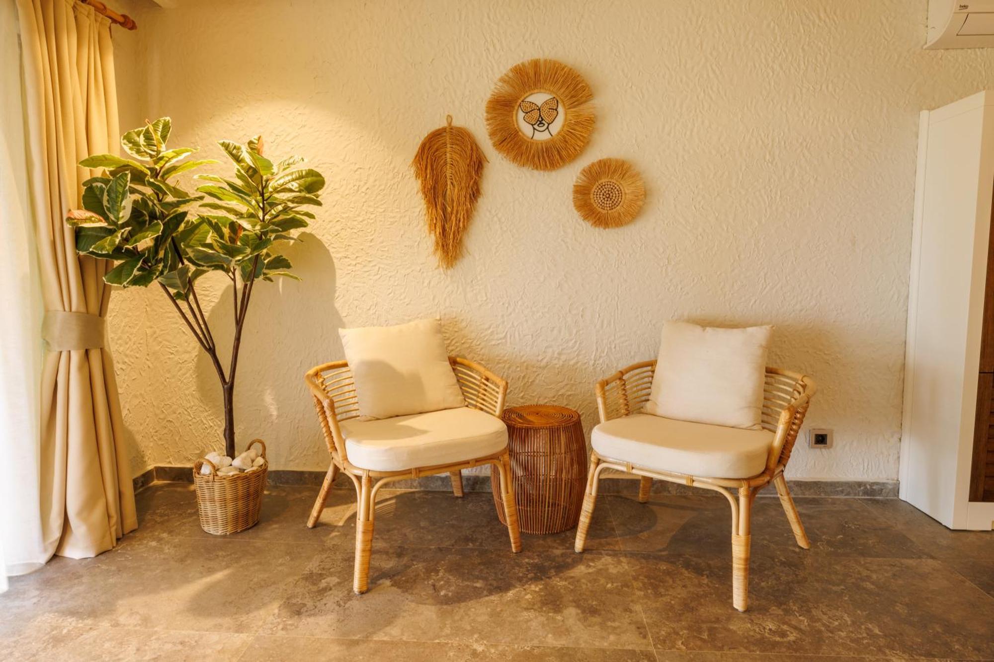 Flora Garden Beach Hotel - Adults Only 16 Plus - Couples Concept Kızılot Bagian luar foto