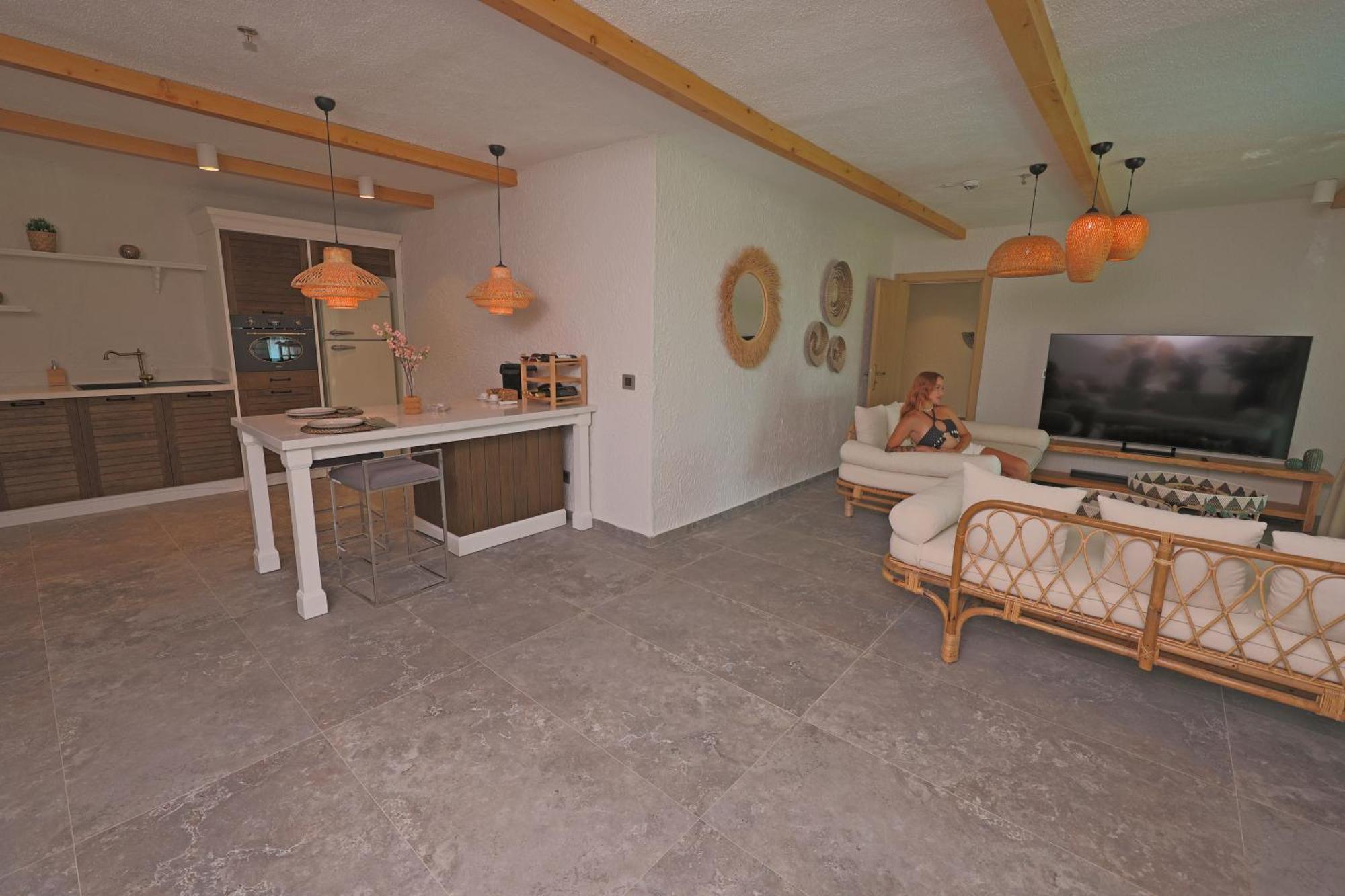 Flora Garden Beach Hotel - Adults Only 16 Plus - Couples Concept Kızılot Bagian luar foto