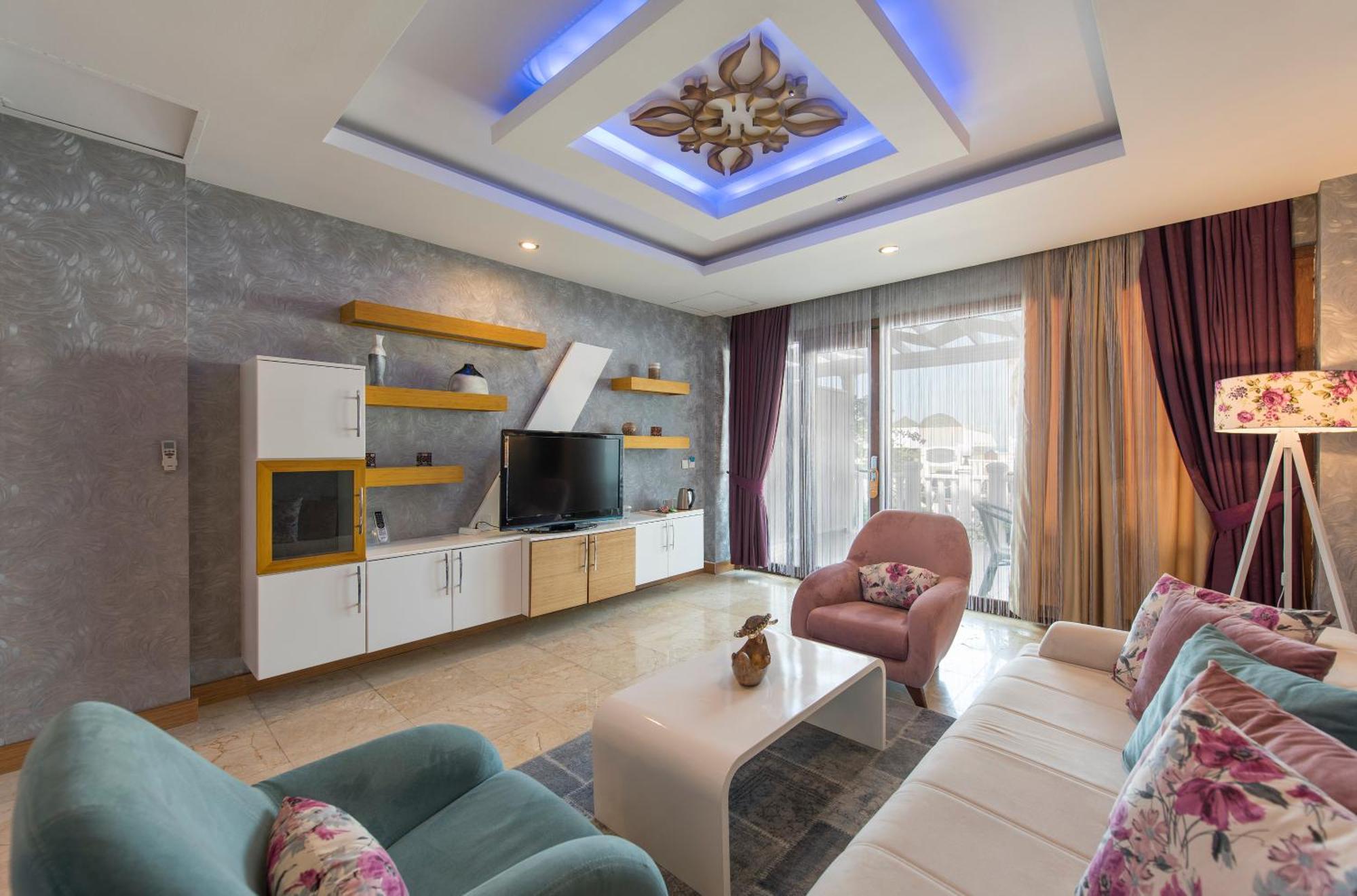 Flora Garden Beach Hotel - Adults Only 16 Plus - Couples Concept Kızılot Bagian luar foto
